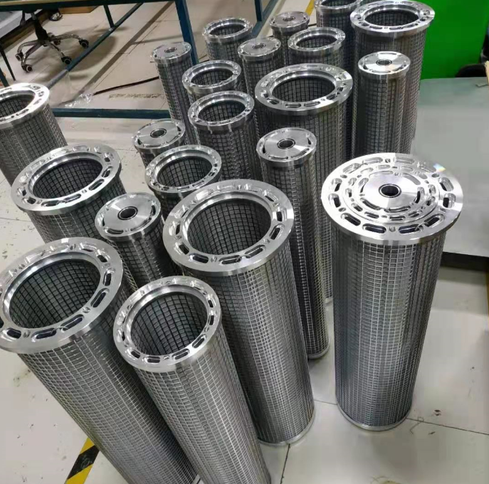 某客戶訂購的 LY-38/25W三并聯(lián)濾芯